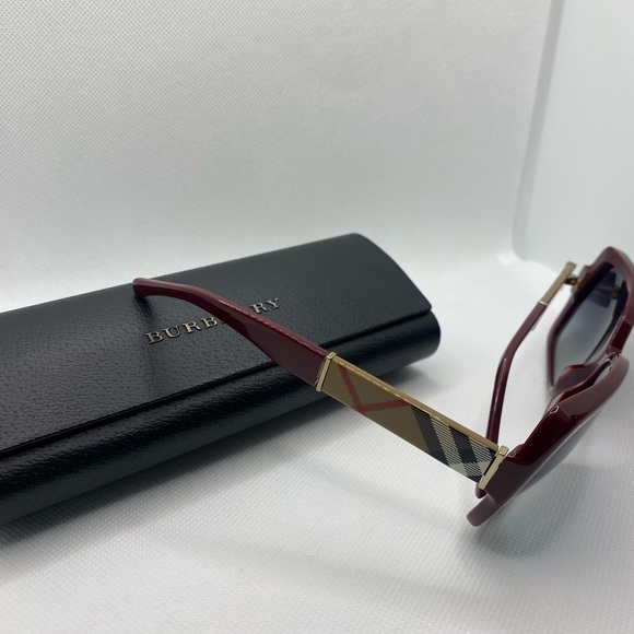 Burberry Oversized Burgundy and black Sunglasses- Authentic - Picture 3 of 5